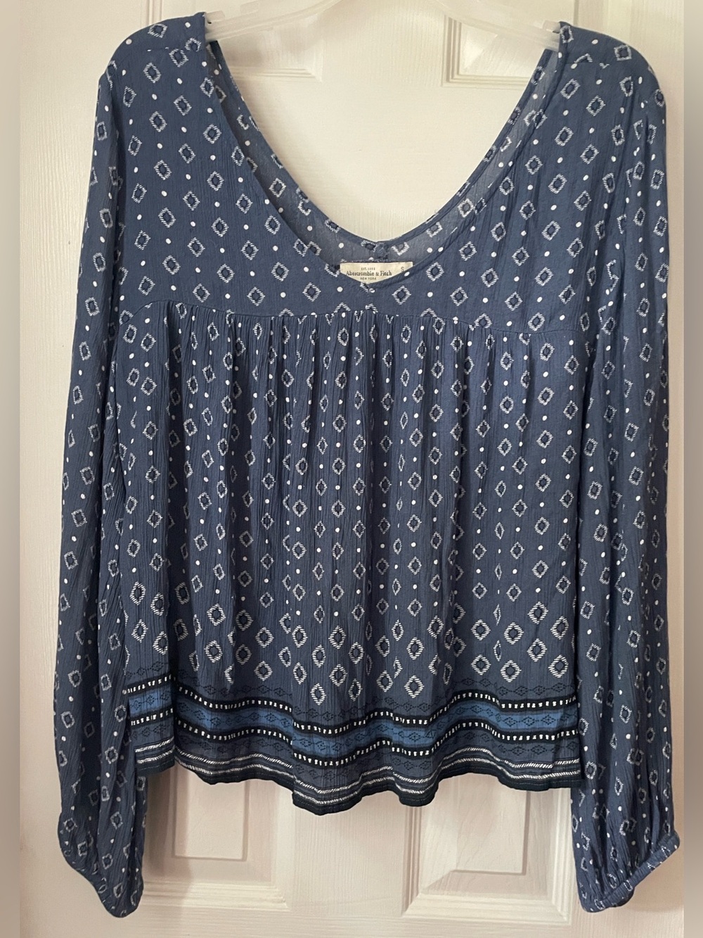 Abercrombie & Fitch V-neck Blouse S